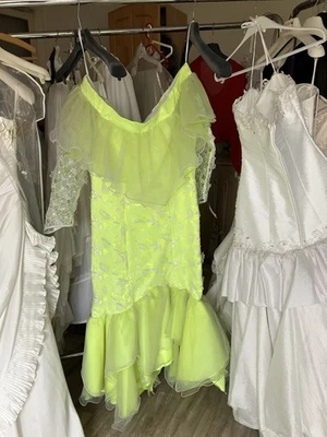 Brautkleid Ballkleid Größe 46 Farbe: Pistazie - Bild 1 von 2