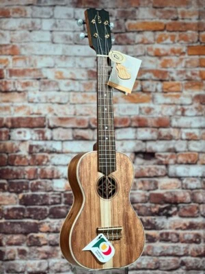 APC Concert Conculele, Model ROSACEA - Image 1 of 4