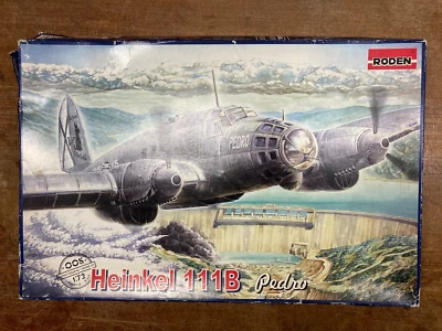 Roden Heinkel He-111B in 1:72 scale - Immagine 1 di 4
