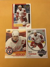Steve Yzerman Detroit Red Wings 3 Card Lot Hockey Heroes