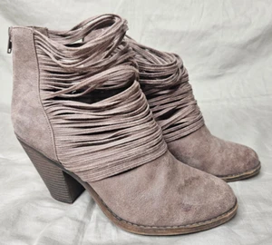 Fergalicious Fergie Wicket Ankle Boots Womens 9 Beige Faux Suede Strappy Fringe - Picture 1 of 10