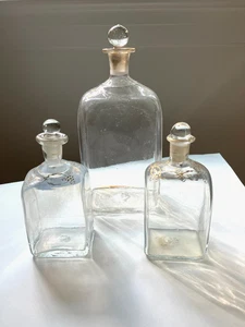 Antike mundgeblasene Glas Schnaps Karaffe Set mit Gold Details - Bild 1 von 15