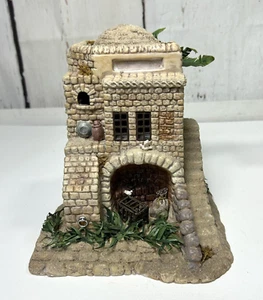 DEPT 56 THE HOLY LAND HOUSE OF THE LAST SUPPER "THE EASTER STORY" #59809 - Picture 1 of 10