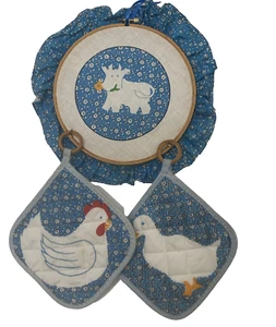 Vintage Topflappen Warmkissen Huhn Ente Kuh Landhaus Bauernhaus Wandbehang - Bild 1 von 11