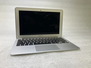Apple MacBook Air A1465 11" 2015 Core i5-5250U 1.6GHz 4GB RAM 128GB SSD Monterey - Afbeelding 1 van 9