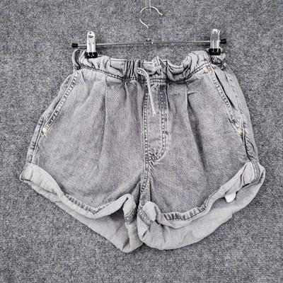 River Island Shorts Womens 6 Gray Mid Rise Medium Wash Cuffed Hot Pants Denim - Image 1 of 4