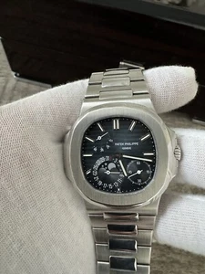 2014 Patek Philippe Nautilus Moonphase 40mm 5712/1A *DISCONTINUED* - Picture 1 of 14