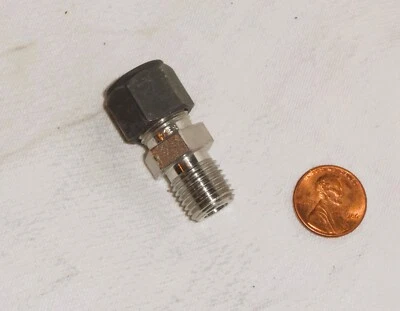 Parker® 3/8 compression X 1/4NPT MALE CONNECTOR 316 Stainless Steel 3/8" tube - Image 1 of 4