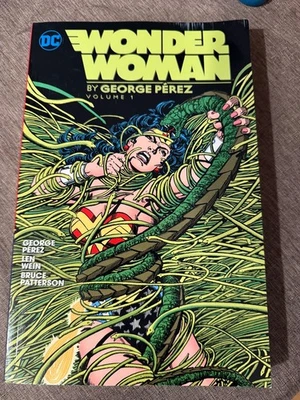 神奇女侠乔治·佩雷斯卷 1 DC 图形小说/TPB 大量 — 第 1/4 张图片