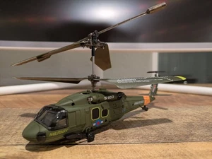 Syma S102G 3-Channel RC Helicopter Black Hawk UH-60 - Picture 1 of 9