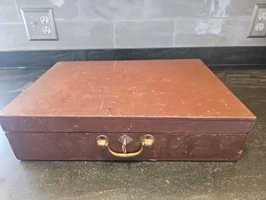 Vintage Wooden Artist Wooden Case Storage With Pallete Brass Lock And Hardware - Picture 1 of 7