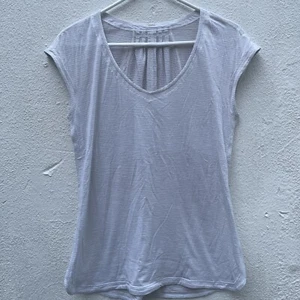 Lululemon Love Shirt Womens Medium White Striped Short Sleeve Yoga Pilates Soft - Picture 1 of 19