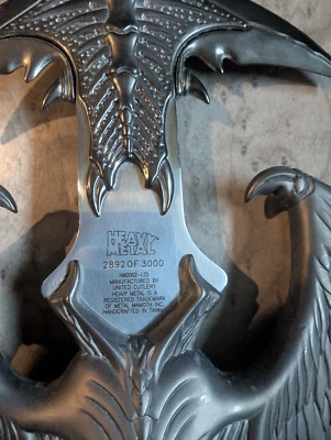 Espada de película de metal pesado con placa Foto 1 de 4