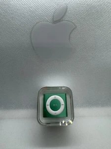 Apple iPod Shuffle 4th Generation Mint Green 2GB 2014 Model MD776FD/A NEW - Picture 1 of 4