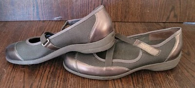 Munro Cuero Marrón y Malla Con Tacón de Cuña Ligero (30) Foto 1 de 4