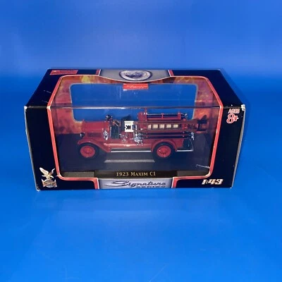 Road Signature Series 1:43 1923 Maxim C1 Die Cast Fire Engine HFD Sealed - Image 1 of 4