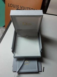 DIOR Watch Box Gift Set . Authentic. - Picture 1 of 5