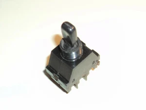 Lancia Beta Fiat 132 orig. Cavis Schalter Kippschalter toggle switch, 5-polig - Picture 1 of 2