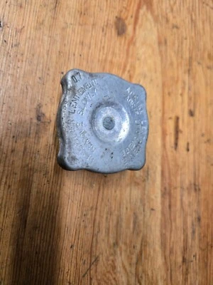 Alfa Romeo OEM Veloce Spider Radiator Lid Cap 1982 - Image 1 of 2