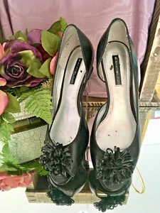 Bandolino Black Peep Toe Wedge - Size 8 1/2 B - Picture 1 of 7