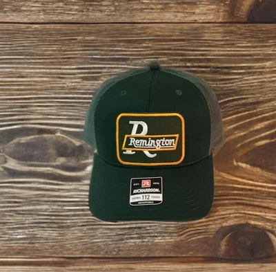 Sombrero de camionero Remington Firearms, estilo Richardson 112 Snap-back.  ¡Nuevo con etiquetas! Foto 1 de 4