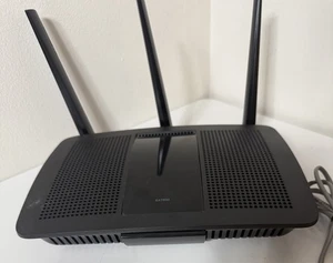 Linksys 1 gig WiFi  router AC1900 Max-Stream Gigabit Dual-Band  Router EA7450  - Picture 1 of 7