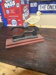 Vintage Duck Cast Iron Nut Cracker Nutcracker Wood Base Country Home 7”x2.25” - Picture 1 of 8