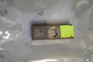 M27C2001 DIP-32C IC UV EPROM Integrated Circuit for BIOS UK TESTED working - Bild 1 von 2