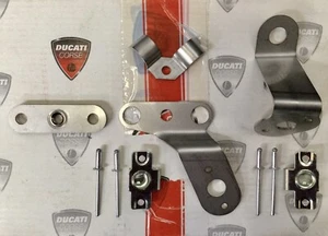 Ducati Bauchwanne Verkleidung Halterung SET + Schlauchhalter 748RS 916 Racing 996RS 998RS - Bild 1 von 10
