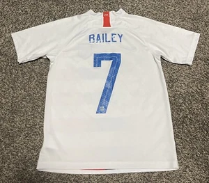 2018 USA Soccer Jersey Nike Dri-Fit White Bailey 7 Size 28 Small - Picture 1 of 4