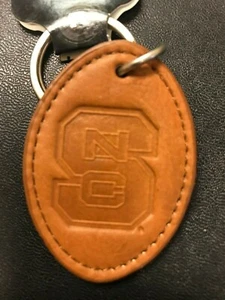 North Carolina State Wolfpack NCAA geprägtes Leder Schlüsselanhänger Keychain - Bild 1 von 4