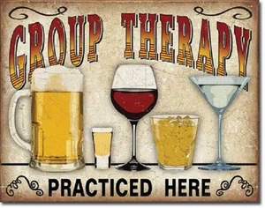 Gruppentherapie hier praktiziert lustig Humor Bier Weinbar Wandkunst Dekor Metallschild - Bild 1 von 4