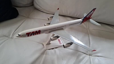 airmodel modellismo LINEE TAM AIRBUS A340-500 - Immagine 1 di 3