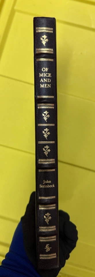 Of Mice and Men – John Steinbeck (Easton Press) Foto 1 de 4