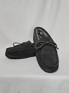 Minnetonka Moccasin Men's Pile Lined Hardsole Indoor Outdoor Slipper Charcoal 7M - Picture 1 of 7