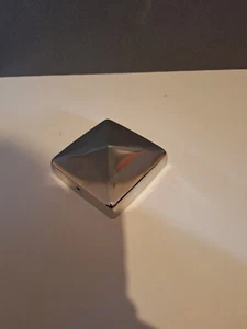 10 Stück Pfostenkappen Edelstahl 90 x 90 mm Pyramidenform / 4004338327071 - Bild 1 von 2
