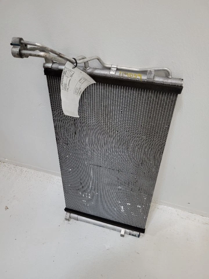 2015-2017 HYUNDAI AZERA 交流电冷凝器 976063S160 15-17 — 第 1/4 张图片