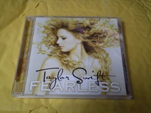 Taylor Swift: Fearless    (CD, 2008)   13 Tracks - Picture 1 of 2