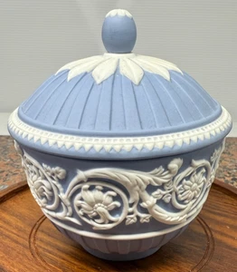 Wedgwood 250th Jasperware Arabesque Covered Sugar Bowl Play Nice Beautiful  - Picture 1 of 24