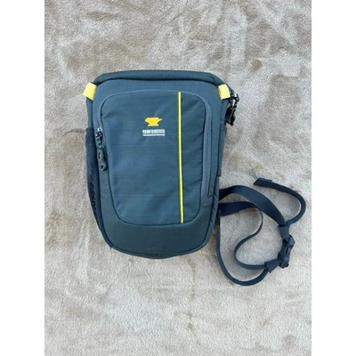 Mountainsmith Zoom Camera Bag w/Rain Cover Size Medium - Image 1 of 4