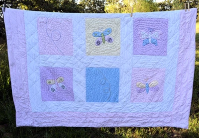 Patchwork Applique Flower Power Twin Quilt Purple Pink  70x90" - Image 1 of 4