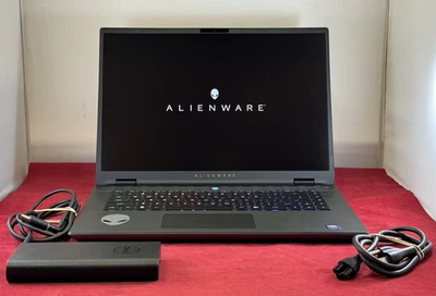 Portátil Alienware M16 R2 16" 240Hz QHD+ Ultra 7 155H/16GB/1TB SSD/RTX 4070 Foto 1 de 4