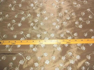 Embroidered Leafy Vine Flowers Metallic Taffeta Fabric Gold 1.88 Yd L - Picture 1 of 1