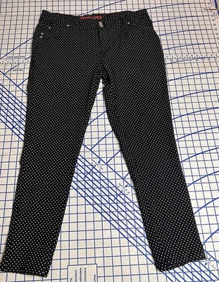 Pantalones de mezclilla Sabrina Lauren al tobillo para mujer talla 18W negro blanco a lunares, calce ajustado Foto 1 de 4