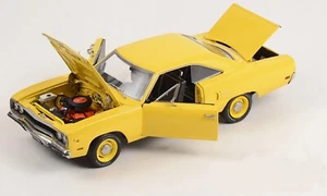 1970 PLYMOUTH ROAD RUNNER LEMON TWIST YELLOW BLACK INTERIOR 1:18 CAR GMP 18971 - Picture 1 of 7