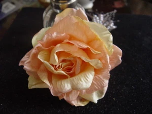 ORGANZA MILLINERY DE SEDA PURA ROSA - PAZ - rosa melocotón pálido y amarillo - Imagen 1 de 6