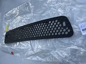 2001 2002 2005 2006 BMW ORIGINAL E46 M3 Hood air vent grid grille Genuine OEM💯 - Picture 1 of 7