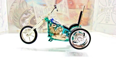 LOOSE FLAMMED CHOPPER CUSTOM MOTOR MAX IRON TRIKE 4U 1:18 SCALE - Image 1 of 4