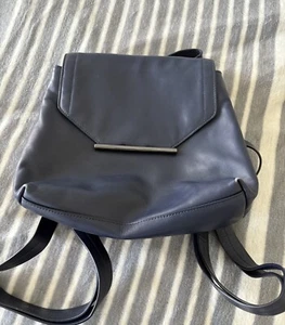 EUC Halston Heritage Leather Backpack Bag Purse NAVY BLUE Gunmetal Hardware - Picture 1 of 7