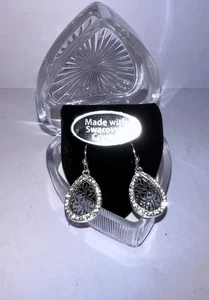 New Dangle Earrings Made With Swarovski Crystal. They Come In A Nice Box - Picture 1 of 4